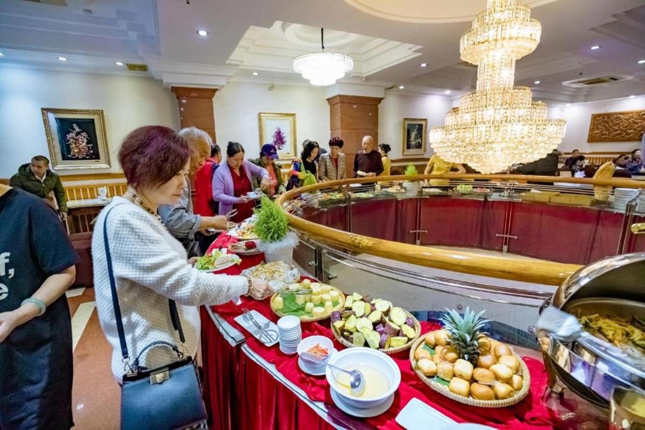 Adina 3 Star Hotel Da Nang Bagian luar foto